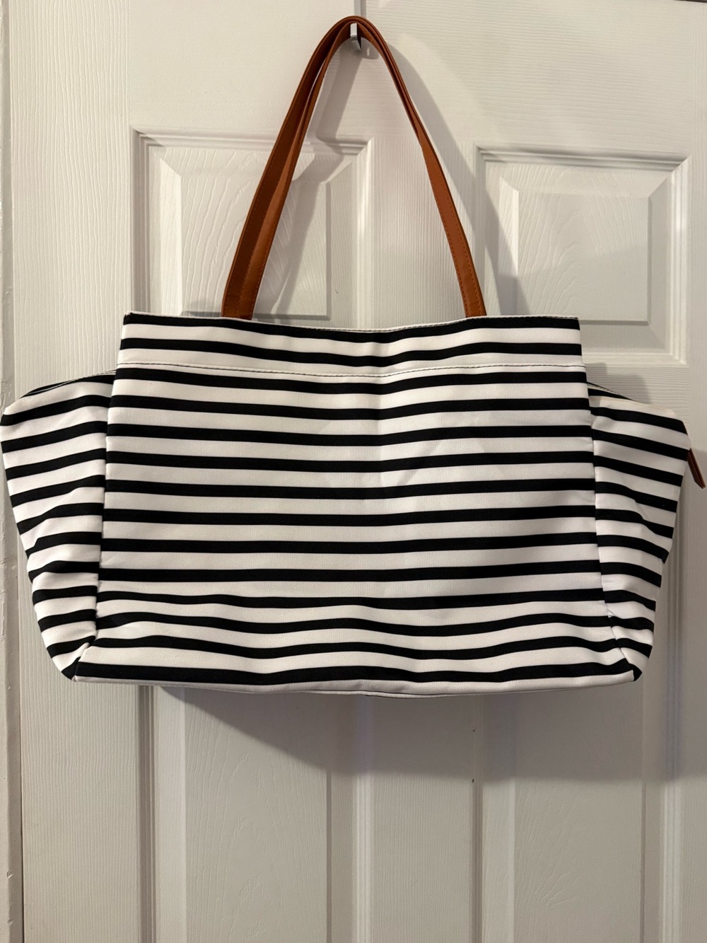DSW Black & White Striped Weekender Tote Bag Brown Faux Leather Trim